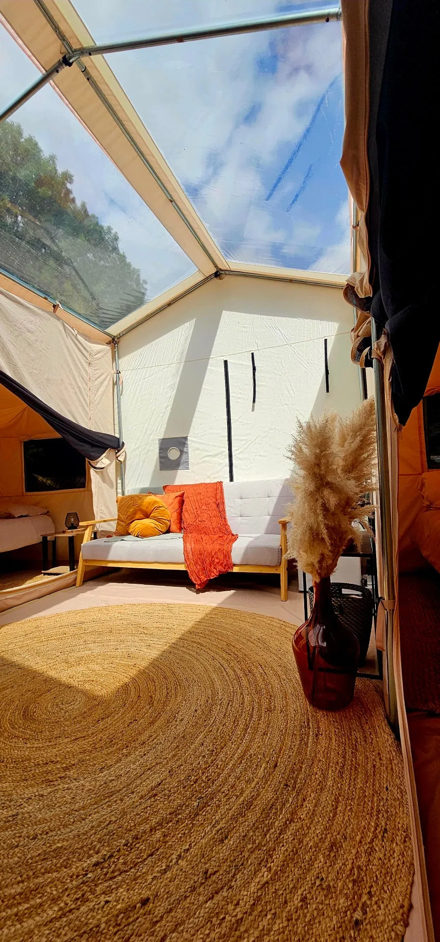 6x4 Canvas Lodge With Roof Light