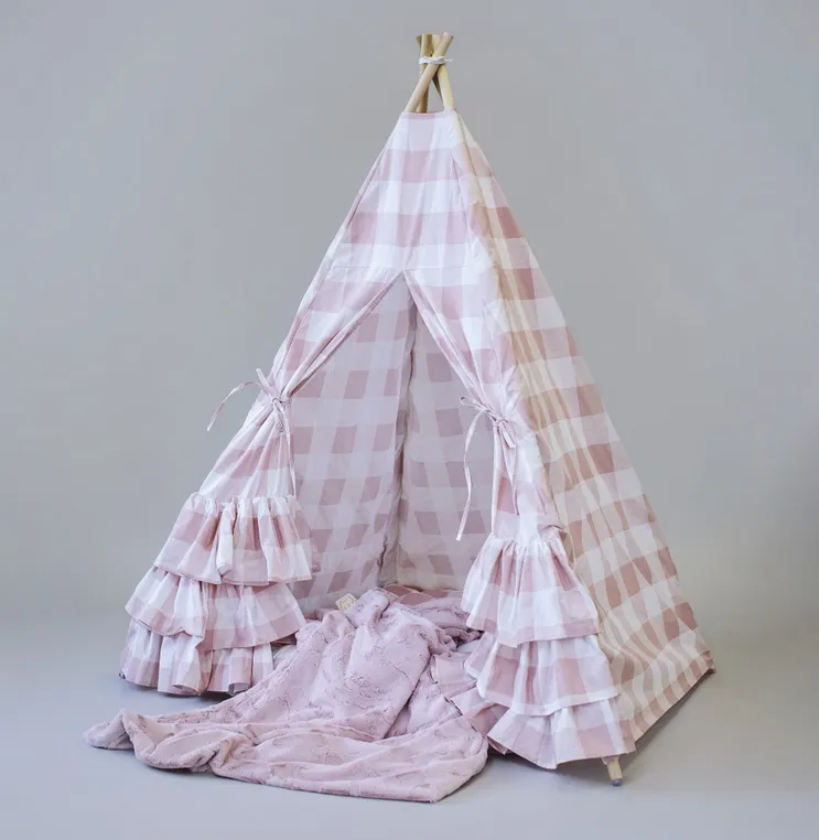 E & E Teepee: Bonnie