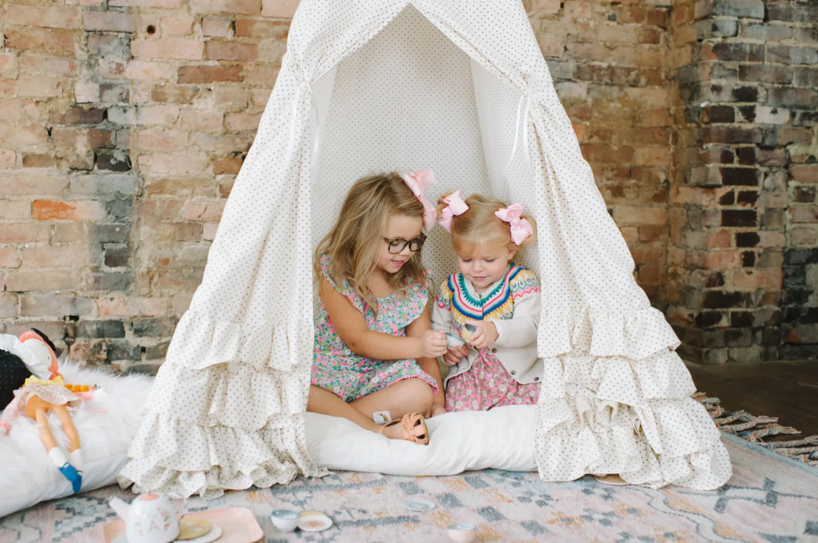 E & E Teepee: Colette