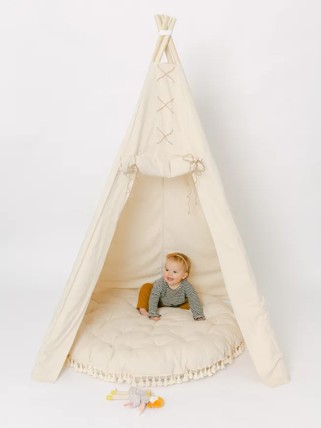 E & E Teepee: Ethan