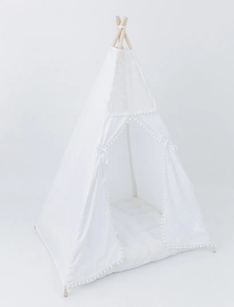 E & E Teepee: Evelyn