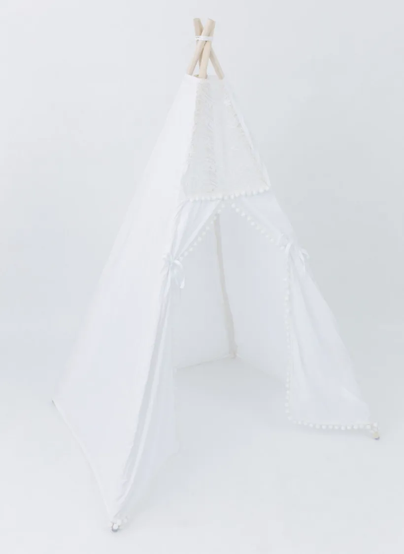 E & E Teepee: Evelyn
